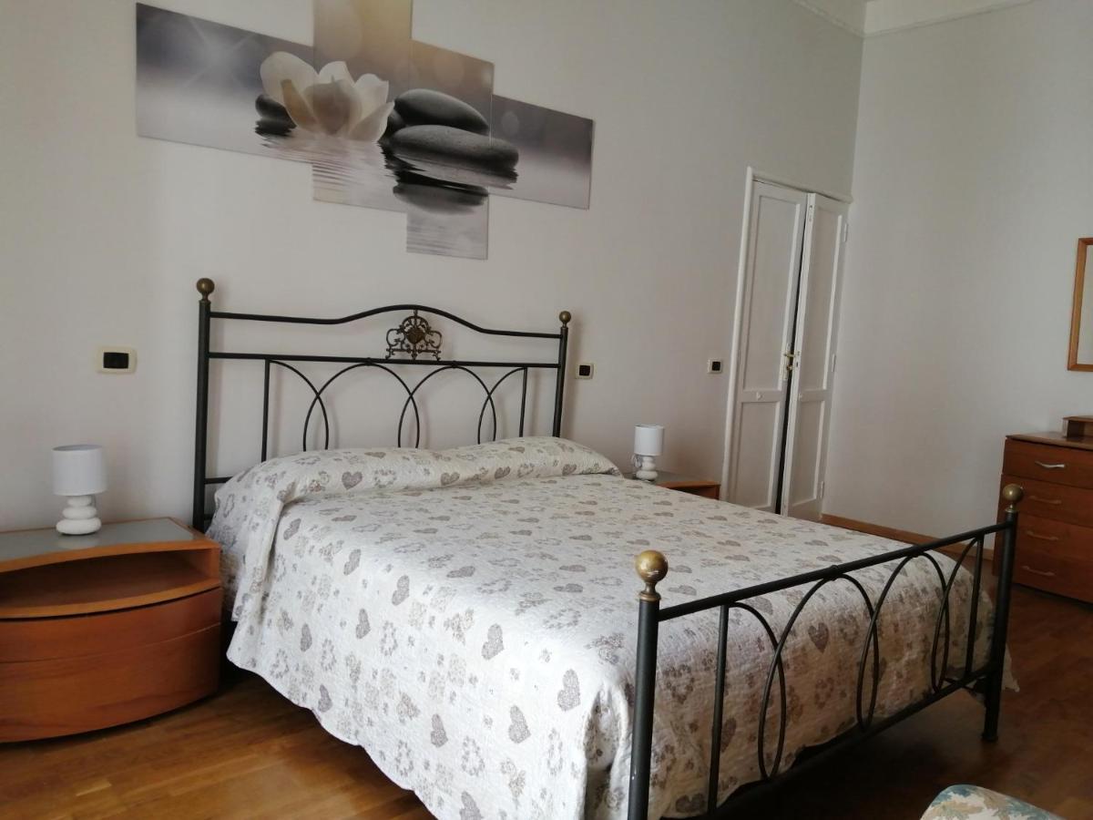 Residenza Regina Margherita Кастелламмаре-ди-Стабия Экстерьер фото